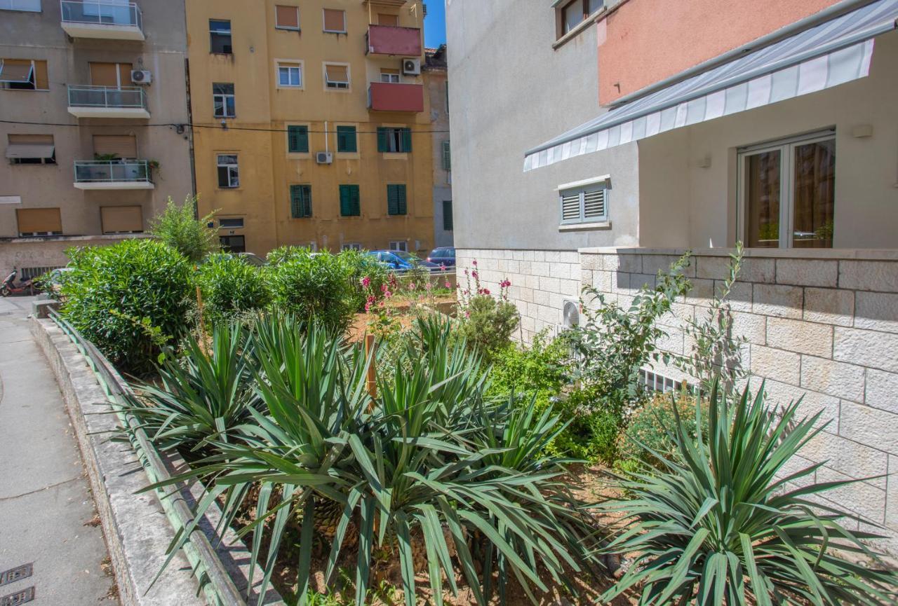 Nook Bb Apartment Split Exterior foto